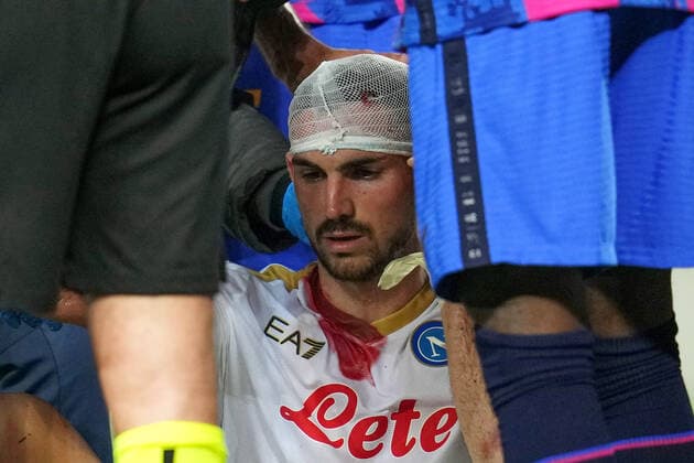 ESP: FC Barcelona, Barca v SCC Napoli. UEFA Champions League Fabian Ruiz of SCC Napoli during the UEFA Europa League match between FC Barcelona v SCC Napoli played at Camp Nou Stadium Stadium on February 17, 2022 in Barcelona, Spain. kpng Copyright: xSergioxRuizx xPRESSINPHOTOx PS_220217_058