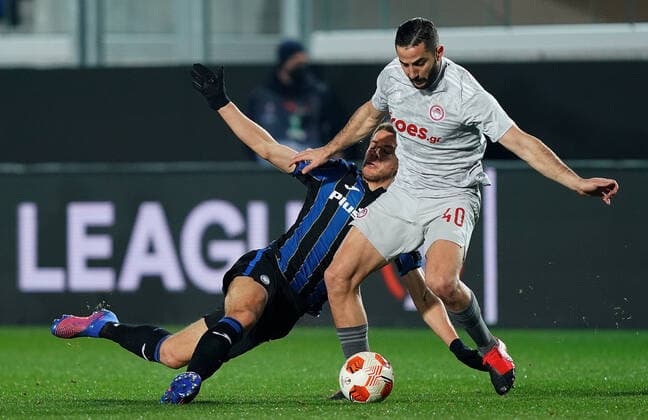Photo Spada LaPresse February 17 , 2022 - Bergamo ,Italy Soccer Atalanta vs Olympiacos - Europa League 2021 2022 In the photo : manolas (Olympiacos ) ; Mario Pasalic (Atalanta BC);  Copyright: xSpada LaPressex