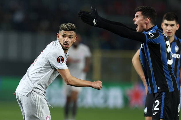 Mandatory Credit: Photo by Francesco Scaccianoce LiveMedia Shutterstock (12811868e) Tiquinho Soares (Olympiacos FC) celebrates after scoring his side s first goal of the match football Europa League match Atalanta BC vs Olympiakos, Gewiss Stadium, Bergamo, Italy - 17 Feb 2022 football Europa League match Atalanta BC vs Olympiakos, Gewiss Stadium, Bergamo, Italy - 17 Feb 2022  Copyright: xFrancescoxScaccianoce LiveMedia Shutterstockx 12811868e