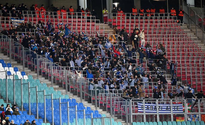 Football, men, 2021 2022 season, Europa League play offs, to reach the round of 16, first leg , RB Leipzig Real Sociedad San Sebastian, Real Sociedad fans, 17 02 2022, Copyright: xMatthiasxKochx