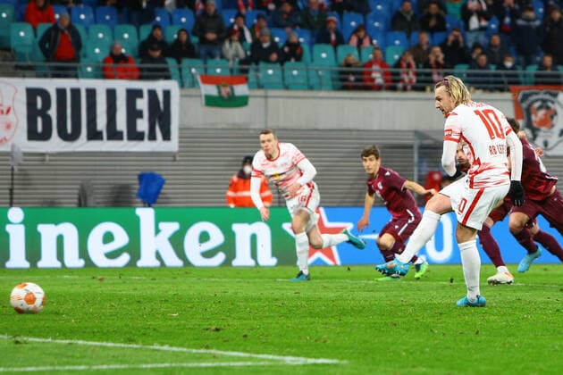 17 02 2022, xtgx, football UEFA European League, RB Leipzig Real Sociedad San Sebastian emspor, v l Emil Forstberg Leipzig, 10 shoots goal, goal scorer, scores the goal 2 2 DFL DFB REGULATIONS PROHIBIT ANY USE OF PHOTOGRAPHS AS IMAGE SEQUENCES AND OR QUASI VIDEO Leipzig