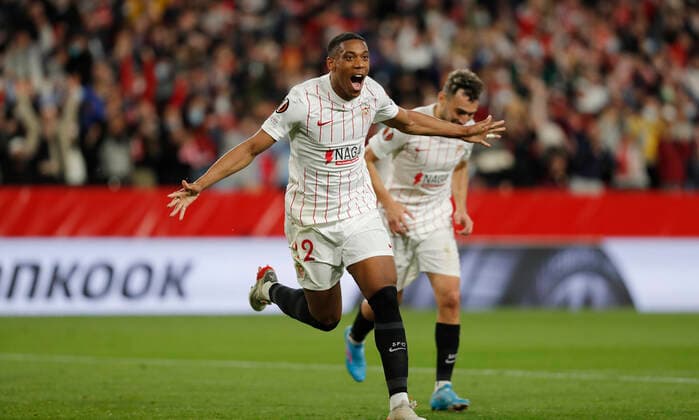 Partido de dieciseisavos de final de la Europa League entre el Sevilla FC y el Dinamo Zagreb. En la imagen, Anthony Martial (Sevilla) justo despuÃ s de marcar el 3-1. Knockout round play-offs match of the Europa League between Sevilla and Dinamo Zagreb. In this picture, Anthony Martial (Sevilla) just after scoring at 3-1. 