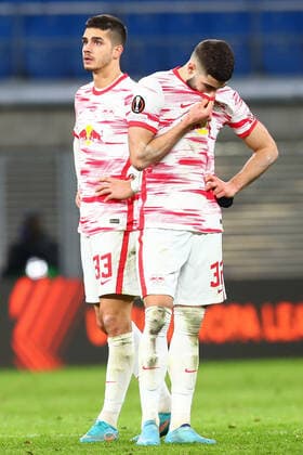 17 02 2022, xtgx, football UEFA European League, RB Leipzig Real Sociedad San Sebastian emspor, v l Andre Silva Leipzig, 33 , Josko Gvardiol Leipzig, 32 disappointed, looks disappointed, dejected, disappointed DFL DFB REGULATES PROHIBIT ANY USE OF PHOTOGRAPHS as IMAGE SEQUENCES and or QUASI VIDEO Leipzig