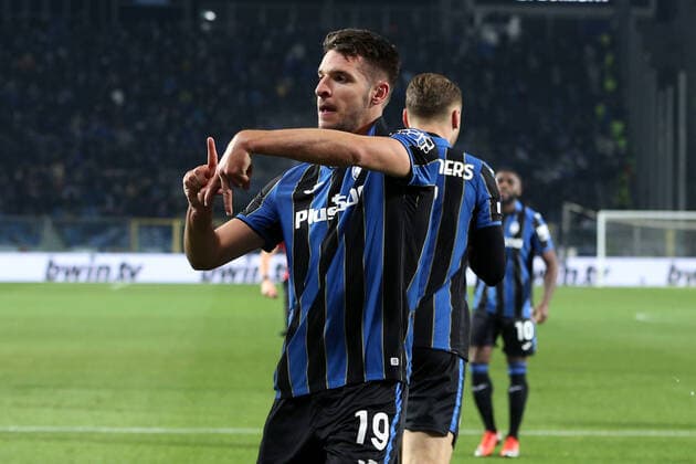 Atalanta v Olympiacos: Knockout Round Play-Offs Leg One - UEFA Europa League Berat Djimsiti (Atalanta BC) celebrates after scoring his side s second goal of the match during the football Europa League match Atalanta BC vs Olympiakos on February 17, 2022 at the Gewiss Stadium in Bergamo, Italy Bergamo Italy  Copyright: xFrancescoxScaccianocex originalFilename:livemedia-atalanta220217_npVdQ.jpg