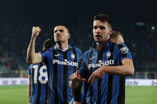 Atalanta v Olympiacos: Knockout Round Play-Offs Leg One - UEFA Europa League Berat Djimsiti (Atalanta BC) celebrates after scoring his side s second goal of the match during the football Europa League match Atalanta BC vs Olympiakos on February 17, 2022 at the Gewiss Stadium in Bergamo, Italy Bergamo Italy  Copyright: xFrancescoxScaccianocex originalFilename:livemedia-atalanta220217_npWn8.jpg