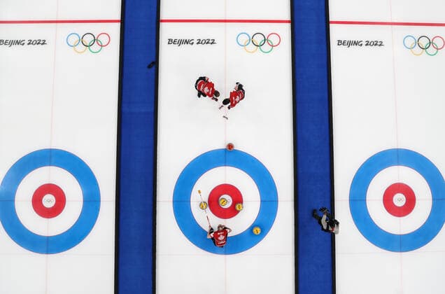 (220218) -- BEIJING, Feb. 18, 2022 -- Mark Nichols (bottom),Brett Gallant (R top) and Geoff Walker of Canada compete during the curling men s bronze medal game of Beijing 2022 Winter Olympics between Canada and the United States at National Aquatics Centre in Beijing, capital of China, Feb. 18, 2022. Yang Lei) (BEIJING2022)CHINA-BEIJING-OLYMPIC Winter games, Winterspiele,Spiele, Summer games CURLING-MEN S BRONZE MEDAL GAME-CAN VS USA (CN) Remotexcamera 