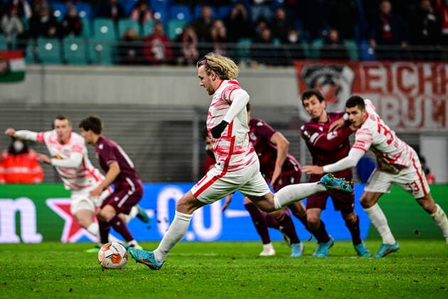 Goal to 2 2 by Emil Forsberg 10 Leipzig , RB Leipzig vs Real Sociedad, Europa League, PLayoff first leg, 17 02 2022 Copyright: xkolbert-press MarcxNiemeyerx