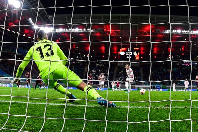 Goal to 2 2 by Emil Forsberg 10 Leipzig , RB Leipzig vs Real Sociedad, Europa League, PLayoff first leg, 17 02 2022 Copyright: xkolbert-press MarcxNiemeyerx