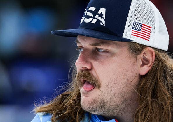 (220218) -- BEIJING, Feb. 18, 2022 -- Matt Hamilton of the United States reacts during the curling man s bronze medal game of the Beijing 2022 Winter Olympics between Canada and the United States at the National Aquatics center in Beijing, China, Feb.18, 2022. ) (BEIJING 2022)CHINA-BEIJING-OLYMPIC Winter games, Winterspiele,Spiele, Summer games CURLING-MAN-BRONZE MEDAL-USA vs CAN(CN) WangxJingqiang 