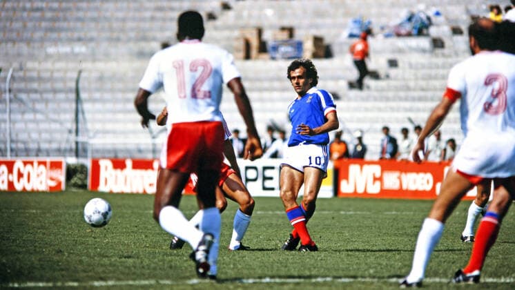 01.06.86 Kanada - Frankreich Mexiko, Leon, 01.06.1986, Fussball, FIFA WM 1986 in Mexiko, Kanada - Frankreich (0:1): Michel Platini (Frankreich). *** 01 06 86 Canada France Mexico, Leon, 01 06 1986, Football, FIFA World Cup 1986 in Mexico, Canada France 0 1 Michel Platini France