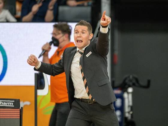 Jaka Lakovic Ratiopharm Ulm coach , GER, Ratiopharm Ulm vs s Oliver Wuerzburg, Basketball, Bundesliga, easycredit, 12 Spieltag, Spielzeit 2021 2022, 18 02 2022, GER, Ratiopharm Ulm vs s Oliver Wuerzburg, Basketball, Bundesliga, easycredit, 12 Spieltag, Spielzeit 2021 2022, 18 02 2022 Ulm Copyright: xEibner-Pressefoto SaschaxWaltherx EP_EER