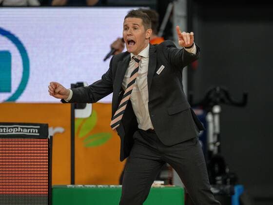 Jaka Lakovic Ratiopharm Ulm, coach , GER, Ratiopharm Ulm vs s Oliver Wuerzburg, basketball, Bundesliga, easycredit, 12 Spieltag, Spielzeit 2021 2022, 18 02 2022, GER, Ratiopharm Ulm vs s Oliver Wuerzburg, basketball, Bundesliga, easycredit, 12 Spieltag, Spielzeit 2021 2022, 18 02 2022 Ulm Copyright: xEibner-Pressefoto SaschaxWaltherx EP_EER