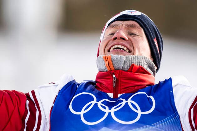 220219 Alexander Bolshunov of ROC Russia celebrates after competing in men s cross country skiing 30 km during day 15 of the 2022 Winter Olympics on February 19, 2022 in Zhangjiakou Photo Jon Olav Nesvold BILDBYRAN COP 217 VG0245 bbeng skidor cross country skiing cross country olympic games olympics winter olympics os ol olympic games winter os olympics leeks Beijing 2022 beijing 2022 beijing 2022 olympic games beijing beijing 2022 winter olympic games beijing os beijing ol winter ol cheers,  Copyright: JONxOLAVxNESVOLD BB220219JE072
