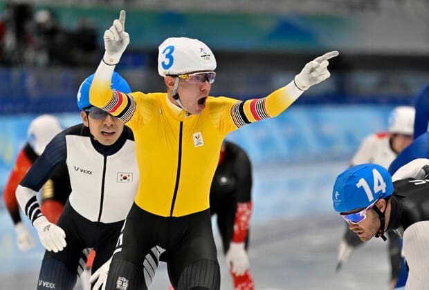 February 19, 2021, Beijing, Hebei, China: Belgium s Bart Swings wins Gold in Men s Mass Start Speed skating, Eisschnelllauf at the National Speed Skating Oval at the Beijing 2022 Winter Olympics on February 19, 2022. Beijing China - ZUMAh234 20210219_zsp_h234_001 Copyright: xMarkxEdwardxHarrisx
