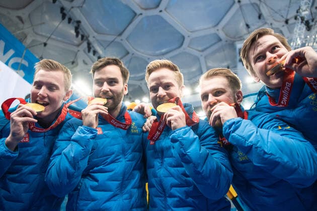 220219 Oskar Eriksson, Christoffer Sundgren, Niklas Edin and Daniel Magnusson of Sweden celebrates with gold medals after mens curling final match between Sweden and Great Britain during day 15 of the 2022 Winter Olympics on February 19, 2022 in Beijing Photo Maxim Thore BILDBYRAN kod MT MT0332 curling olympic games olympics winter olympics os ol olympiska spel vinter os olympiske leker peking peking peking 2022 beijing 2022 beijing 2022 olympic games beijing 2022 winter olympic games peking os beijing ol vinter ol 15 bbeng sverige england celebration jubel sweden,  Copyright: MAXIMxTHORE BB220219MT068