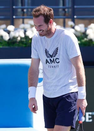 Andy Murray amuses himself during training, joy, fun, Copyright: xJuergenxHasenkopfx