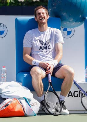 Andy Murray amuses himself during training, joy, fun, Copyright: xJuergenxHasenkopfx
