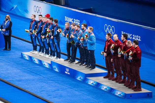 220219 Daniel Magnusson, Christoffer Sundgren, Rasmus Wranaa, Oskar Eriksson and Niklas Edin of Sweden celebrates with gold medals after men cur s curling final match between Sweden and Great Britain during day 15 of the 2022 Winter Olympics on February 19, 2022 in Beijing Photo Mathias Bergeld BILDBYRAN code MB MT0332 curling olympic games olympics winter olympics os ol olympiska spel vinter os olympiske leker peking peking 2022 beijing 2022 beijing 2022 olympic games beijing 2022 winter olympic games peking os beijing ol vinter ol 15 bbeng sverige england celebration jubel sweden,  Copyright: MATHIASxBERGELD BB220219MB023