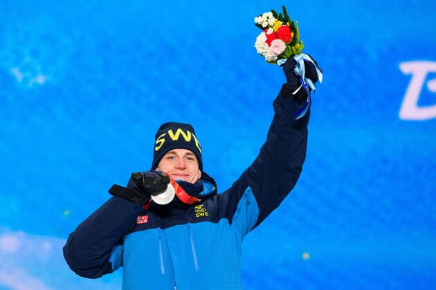 220219 Martin Ponsiluoma of Sweden celebrate with silver medal at the medal ceremony for men bis biathlon 15 km mass start during day 15 of the 2022 Winter Olympics on February 19, 2022 in Zhangjiakou Photo Vegard Grott BILDBYRAN kod VG VG0246 bbeng olympic games olympics winter olympics os ol olympics winter os os olympics peking peking peking 2022 beijing 2022 beijing 2022 olympic games beijing 2022 winter olympic games peking os beijing ol winter ol medal ceremony medal ceremony celebration jubilee sweden silver,  Copyright: VEGARDxGRoTT BB220219VG067