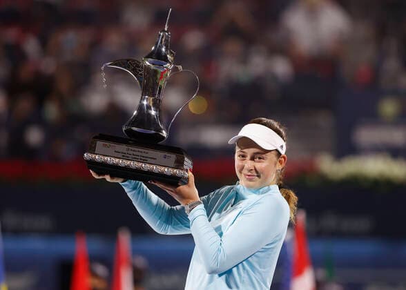 Winner Jelena Ostapenko, with the cup, trophy, award ceremony, presentation Tennis Dubai Tennis Championships WTA Dubai Duty Free Tennis Stadium Dubai United Arab Emirates 19 February 2022 Copyright: xJuergenxHasenkopfx