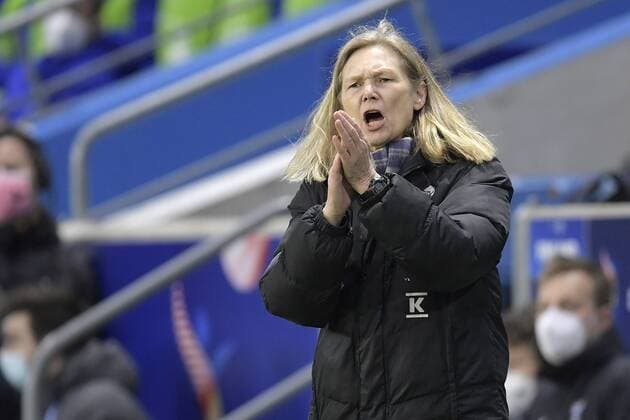 LE HAVRE Finland women s trainer coach Anna Signeul during the international women s friendly match between Finland and the Netherlands at Stade Oceane on February 19, 2020 in Le Havre, France ANP Tournoi de France 2022 2021 2022 xVIxANPxSportx xxANPxIVx 444386409 originalFilename: 444386409.jpg