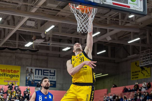 Daniel Keppeler Tigers Tuebingen, 31 Tigers Tuebingen vs Phoenix Hagen, 2 Basketball Bundesliga, Pro A, Barmer 2 Basketball, 32 Spieltag , Spielzeit 2021 2022, 19 02 2022 Tigers Tuebingen vs Phoenix Hagen, 2 Basketball Bundesliga, Pro A, Barmer 2 Basketball, 32 Spieltag , Spielzeit 2021 2022, 19 02 2022 Tuebingen Copyright: xNinaxSanderx xEibnerxPressefotox EP_NSR