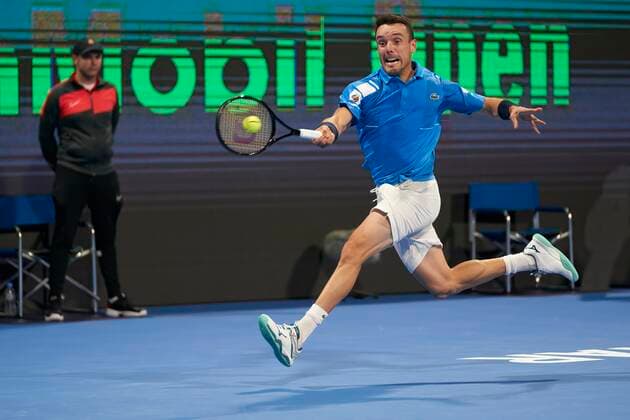 Doha, 19.02.2022 TENIS ZIEMNY MEZCZYZN TURNIEJ ATP, Tennis Herren 250 DOHA QATAR EXXONMOBIL OPEN TENNIS MEN TOURNAMENT ATP 250 DOHA QATAR EXXONMOBIL OPEN NZ Roberto Bautista Agut Nikoloz Basilashvili FOT. Dominik Buszek 400mm NEWSPIX.PL --- Newspix.pl  20220219_0069.JPEG