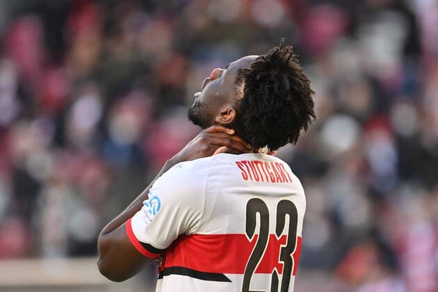 Orel MANGALA VFB Stuttgart, disappointment, frustration, frustrated, dejected, action, single image, cut single motif, half figure, half figure, football 1 Bundesliga season 2021 2022, 23 Spieltag, Matchday23 VFB Stuttgart VFL Bochum 1 1 on 19 02 2022 ,Mercedes Benz Arena Stuttgart