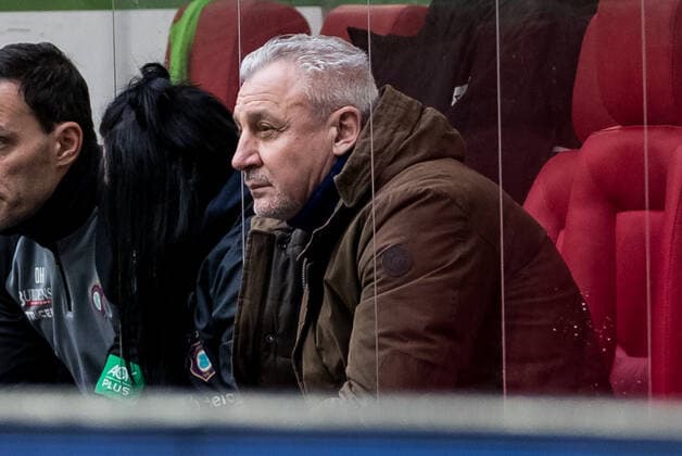 2 Football Bundesliga Fortuna Duesseldorf 1895 FC Erzgebirge Aue 20 02 2022 Pavel Dotchev Sport Manager FC Erzgebirge Aue 2 Football Bundesliga, Fortuna Duesseldorf 1895 FC Erzgebirge Aue, Duesseldorf, Merkur Spiel Arena DFL REGULATIONS PROHIBIT ANY USE OF PHOTOGRAPHS AS IMAGE SEQUENCES AND OR QUASI VIDEO Copyright: xBEAUTIFULxSPORTS Wunderlx