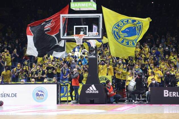 DEU, TOP4, Cup, ALBA vs Crailsheim, 20 02 2022, Mercedes Benz Arena, Berlin, DEU, TOP4, Cup, ALBA vs Crailsheim, in picture ALBA fans nordphotoxGmbHx xEngler nph00076