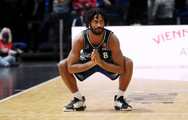 Terrell Harris praying single image clipping action sports basketball BBL cup top four men final season 2021 2022 20 02 2022 Alba Berlin vs HAKRO Merlins Crailsheim