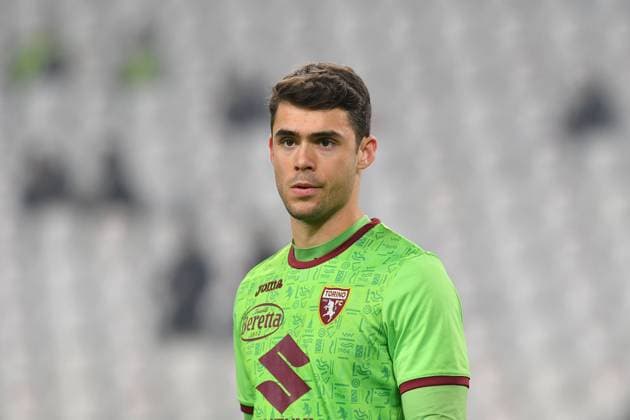 Mandatory Credit: Photo by Reporter Torino LiveMedia Shutterstock (12813613co) Luca Gemello of Torino FC warms up italian soccer Serie A match Juventus FC vs Torino FC, Allianz Stadium, Turin, Italy - 18 Feb 2022 italian soccer Serie A match Juventus FC vs Torino FC, Allianz Stadium, Turin, Italy - 18 Feb 2022  Copyright: xReporterxTorino LiveMedia Shutterstockx 12813613co