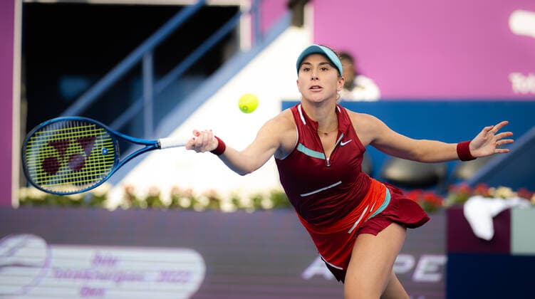 February 20, 2022, DOHA, QATAR: Belinda Bencic of Switzerland in action during the first round of the 2022 Qatar TotalEnergies Open 2022 WTA, Tennis Damen 1000 tennis tournament DOHA QATAR - ZUMAa181 20220220_zaa_a181_138 Copyright: xRobxPrangex