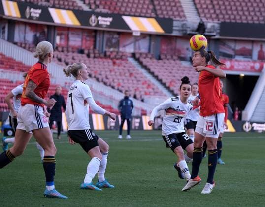 The Riverside Stadium, Middlesbr Patri Guijarro (Spain, 12) heads the ball during the Arnold Clark Cup match between Spain and Germany at The Riverside Stadium in Middlesbrough, England Arnold Clark Cup Alex Todd SPP Spain v Germany 