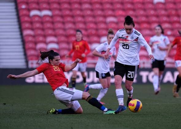 The Riverside Stadium, Middlesbr Andrea Pereira (Spain, 20) and Lina Magull (Germany, 20) during the Arnold Clark Cup match between Spain and Germany at The Riverside Stadium in Middlesbrough, England Arnold Clark Cup Alex Todd SPP Spain v Germany 