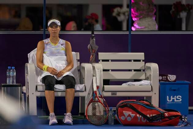 Doha, 22.02.2022 TENIS ZIEMNY KOBIET TURNIEJ WTA, Tennis Damen 1000 DOHA QATAR TOTAL ENERGIES OPEN TENNIS WOMEN TOURNAMENT WTA 1000 DOHA QATAR TOTAL ENERGIES OPEN NZ Iga Swiatek, Victoria Golubic FOT. Dominik Buszek 400mm NEWSPIX.PL --- Newspix.pl  20220222_0092.JPEG