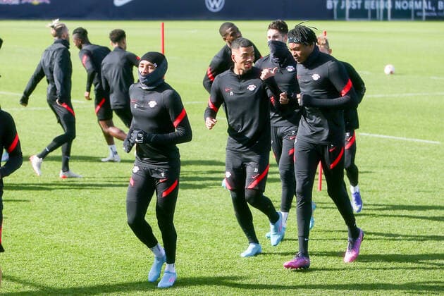 RB Leipzig training 23 02 2022 Leipzig, 23 02 2022, RB Leipzig training center, Football, 1 Bundesliga , RB Leipzig final training before the UEFA Europa League match against Real Sociedad San Sebastian , In picture from l Christopher Nkunku, Benjamin Henrichs and Mohamed Simakan ,