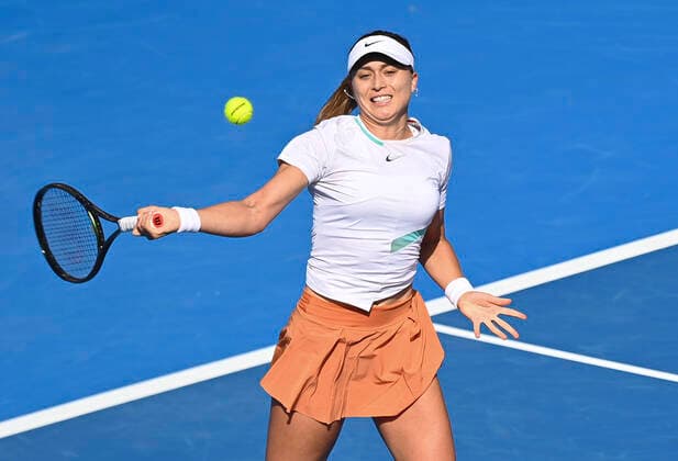 (220223) -- DOHA, Feb. 23, 2022 -- Paula Badosa of Spain hits a return during the round of 16 match of WTA, Tennis Damen Qatar Open tennis tournament between Cori Gauff of the United States and Paula Badosa of Spain at the Khalifa International Tennis Complex in Doha, capital of Qatar, Feb. 23, 2022. (Photo by Nikku Xinhua) (SP)QATAR-DOHA-TENNIS-QATAR OPEN-ROUND OF 16 yangyuanyong 