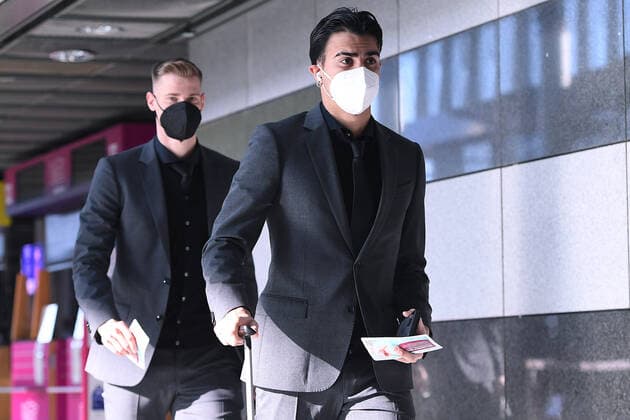 Soccer Europa League departure Borussia Dortmund to Glasgow on 23 02 2023 at Dortmund Airport in Dortmund Jesus Reinier Dortmund , front Steffen Tigges Dortmund , rear xRx