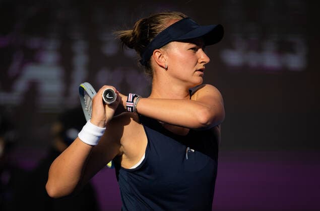 February 23, 2022, DOHA, QATAR: Barbora Krejcikova of the Czech Republic in action during the third round of the 2022 Qatar TotalEnergies Open 2022 WTA, Tennis Damen 1000 tennis tournament DOHA QATAR - ZUMAa181 20220223_zaa_a181_017 Copyright: xRobxPrangex