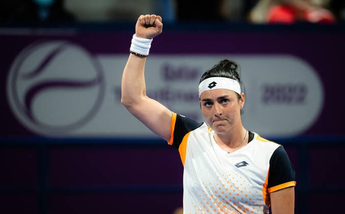 February 23, 2022, DOHA, QATAR: Ons Jabeur of Tunisia in action during the third round of the 2022 Qatar TotalEnergies Open 2022 WTA, Tennis Damen 1000 tennis tournament against Tereza Martincova of the Czech Republic DOHA QATAR - ZUMAa181 20220223_zaa_a181_047 Copyright: xRobxPrangex
