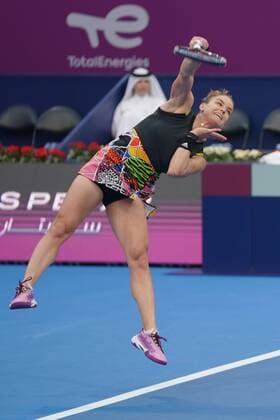 Doha, 24.02.2022 TENIS ZIEMNY KOBIET TURNIEJ WTA, Tennis Damen 1000 DOHA QATAR TOTAL ENERGIES OPEN TENNIS WOMEN TOURNAMENT WTA 1000 DOHA QATAR TOTAL ENERGIES OPEN NZ Coco Gauff Maria Sakkari FOT. Dominik Buszek 400mm NEWSPIX.PL --- Newspix.pl  DSC03367