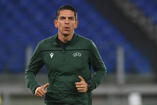 Sport Bilder des Tages Referee Deniz Aytekin during the Knockout Round Play-Offs Leg Two - UEFA Europa League between SS Lazio and FC Porto at Stadio Olimpico on 24th of February, 2022 in Rome, Italy.  Copyright: xDomenicoxCippitellix xipa-agencyx xx 0