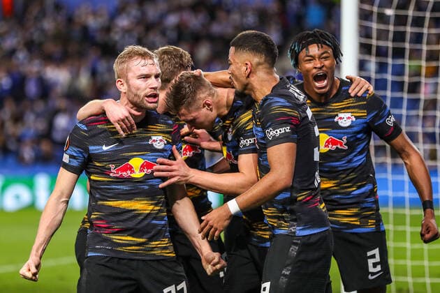 Goal, goal celebration, to 0 1 by Willi Orban RB Leipzig, 04, ESP, Real Sociedad vs RB Leipzig, UEFA Europa League Play Offs, Spielzeit 2021 2022, 24 02 2022, DFB DFL regulations prohibit any use of photographs as image sequences and or quasi video , ESP, Real Sociedad vs RB Leipzig, UEFA Europa League Play Offs, Spielzeit 2021 2022, 24 02 2022 San Sebastian Copyright: xEibner-Pressefoto GabrielxBoiax EP_EEP