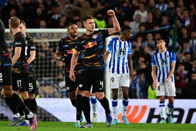 Goal celebration for 0 1 by Willi Orban 4 Leipzig , Real Sociedad vs RB Leipzig, Europa League, PLayoff second leg, 24 02 2022 Copyright: xkolbert-press MarcxNiemeyerx