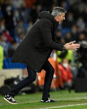Mandatory Credit: Photo by Pressinphoto Shutterstock (12821404h) Real Sociedad head coach Imanol Alguacil Real Sociedad v RB Leipzig, UEFA Europa League 2021-2022, Round of 32, secong leg. Football, Reale Arena Stadium, San Sebastian, Spain - 24 Feb 2022 Editorial use only Real Sociedad v RB Leipzig, UEFA Europa League 2021-2022, Round of 32, secong leg. Football, Reale Arena Stadium, San Sebastian, Spain - 24 Feb 2022 Editorial use only  Copyright: xPressinphoto Shutterstockx 12821404h