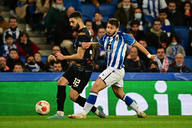 Josko Gvardiol 32 Leipzig in duel, action, with Portu 7 San Sebastian , Real Sociedad vs RB Leipzig, Europa League, PLayoff second leg, 24 02 2022 Copyright: xkolbert-press MarcxNiemeyerx