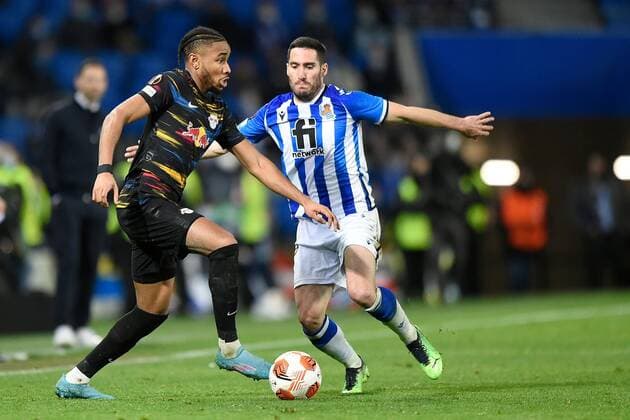 Mandatory Credit: Photo by Pressinphoto Shutterstock (12821404z) Amadour Haidara of RB Leipzig and Joseba Zaldua of Real Sociedad Real Sociedad v RB Leipzig, UEFA Europa League 2021-2022, Round of 32, secong leg. Football, Reale Arena Stadium, San Sebastian, Spain - 24 Feb 2022 Editorial use only Real Sociedad v RB Leipzig, UEFA Europa League 2021-2022, Round of 32, secong leg. Football, Reale Arena Stadium, San Sebastian, Spain - 24 Feb 2022 Editorial use only Copyright: xPressinphoto Shutterstockx 12821404z