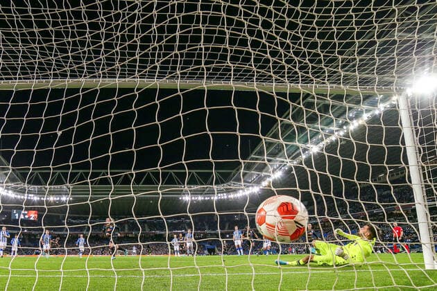 Emil Forsberg RB Leipzig, 10 shoots by foul penalty penalty the goal to 1 3 against goalkeeper Mathew Ryan Real Sociedad, 13 , ESP, Real Sociedad vs RB Leipzig, UEFA Europa League Play Offs, season 2021 2022, 24 02 2022, DFB DFL regulations prohibit any use of photographs as image sequences and or quasi video , ESP, Real Sociedad vs RB Leipzig, UEFA Europa League Play Offs, season 2021 2022, 24 02 2022 San Sebastian Copyright: xEibner-Pressefoto GabrielxBoiax EP_EEP