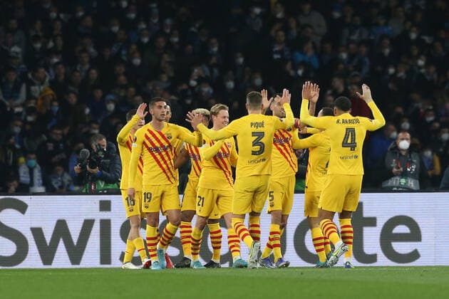 Italy: Europa League football match SSC Napoli vs Barcellona Barcellona s Dutch midfielder Frenkie de Jong celebrates after scoring a goal during the UEFA Europa League football match between SSC Napoli and Barcellona at the Diego Armando Maradona Stadium in Naples, southern Italy, on February 24, 2022. ABPH8787 Copyright: xAntonioxBalascox